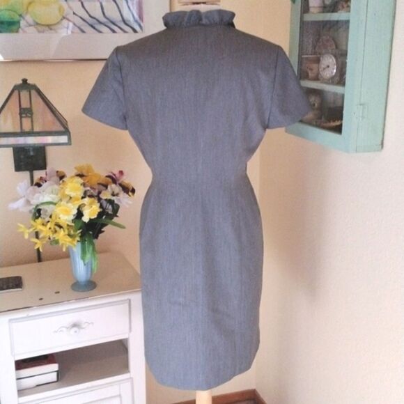 Tahari Arthur S. Levine Perfect Work Dress - Picture 6 of 11